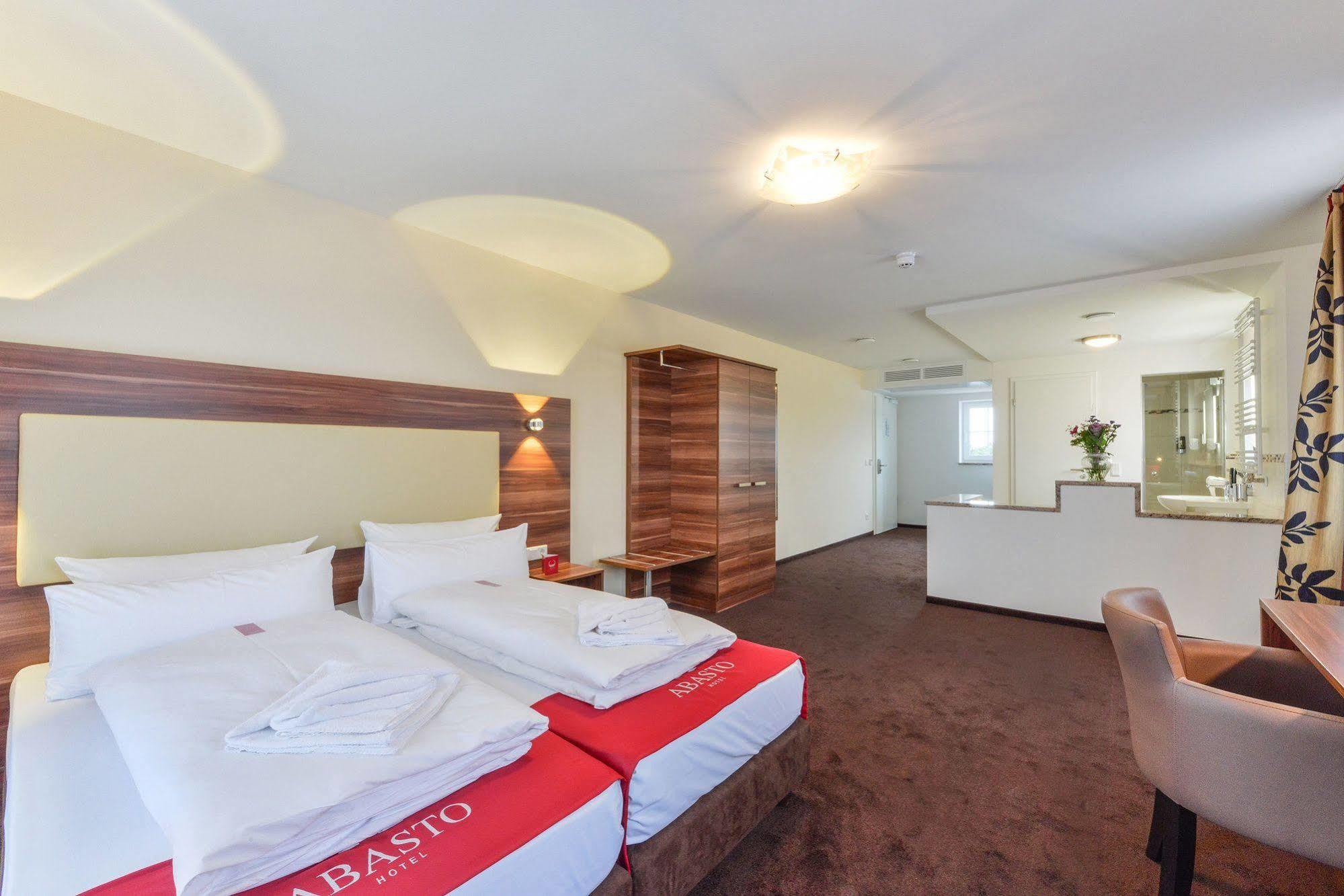 Abasto Hotel & Spa Maisach Eksteriør billede
