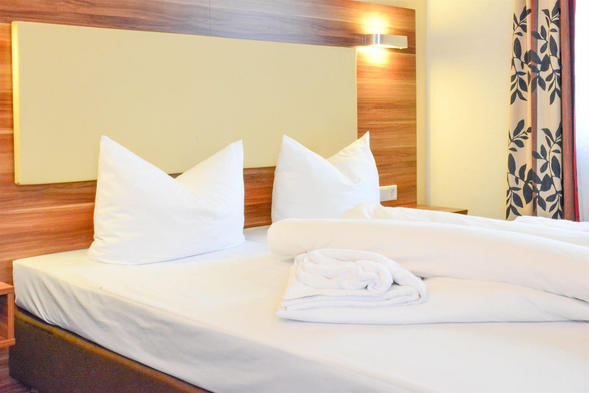 Abasto Hotel & Spa Maisach Eksteriør billede